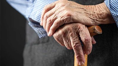 وداعا للشيخوخة .. علماء يطورون عقارا سحريا يطيل العمر 