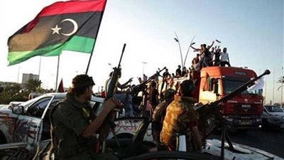 الميليشات تطلب هدنة والجيش الليبى يدخل منطقة السراج والدريبى