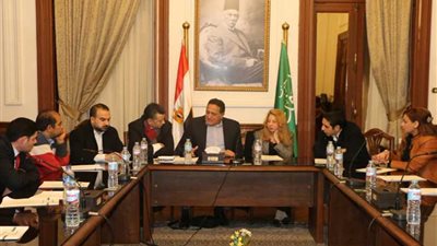 خارجية الوفد: جولة الرئيس تؤكد عودة مصر للريادة