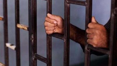 حبس عاطل لاتهامه بحيازة 18 طربة حشيش بالبحيرة