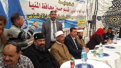 قوافل طبية ومنافذ للسلع بالقرى الأكثر احتياجا بالمنيا