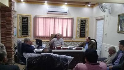 رئيس نبروه يوجه بتوفير أتوبيسات لنقل المواطنين لمقار الاستفتاء