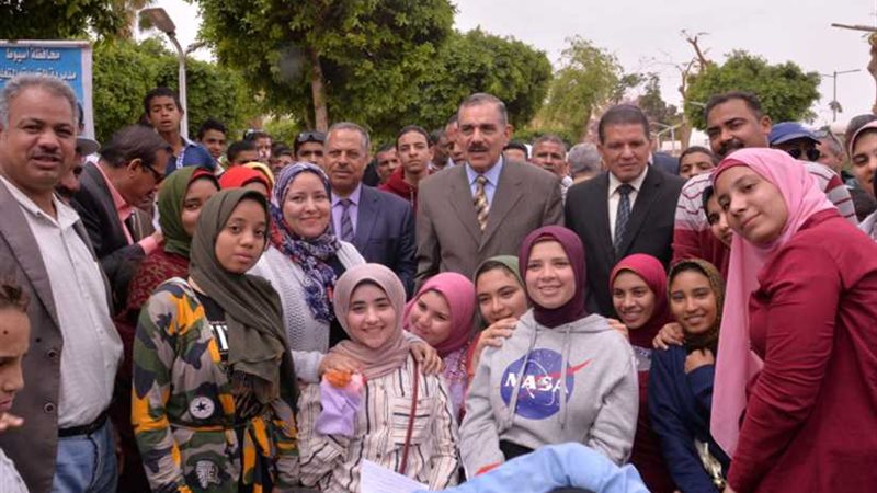 محافظ أسيوط يشارك