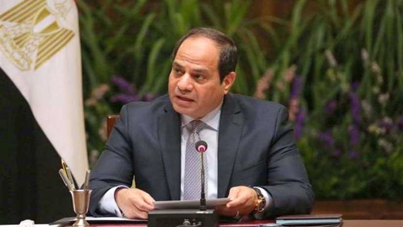 الرئيس السيسي يجري