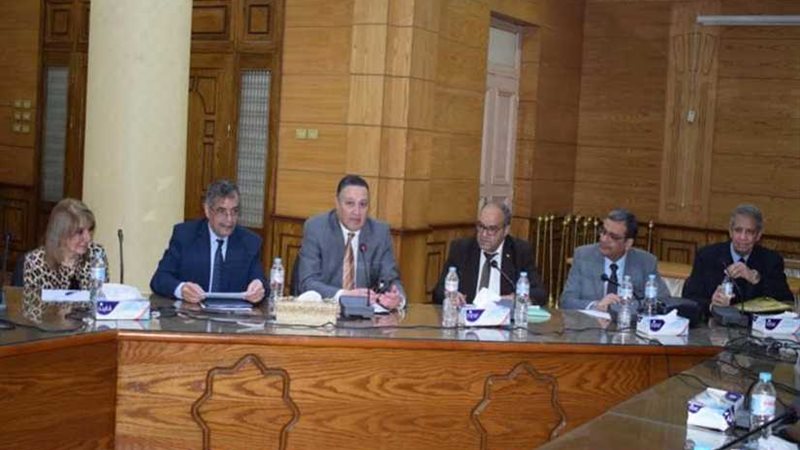 اجتماع للعليا لتطوير