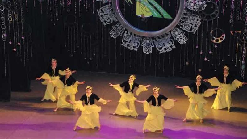 فرقة رضا تختتم عرضها