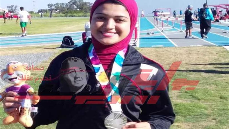 روان أيمن بطلة المطرقة