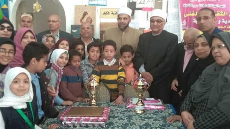 طلاب المعاهد الأزهرية