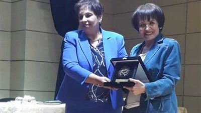 كلية اللغة والإعلام الأكاديمية العربية تكرّم الفنانة سميرة أحمد