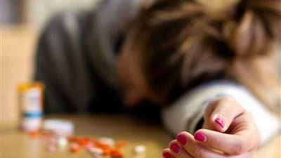 انتحار طالبة حبوب حفظ الغلال 