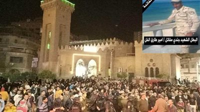 الآلاف يشيعون جثمان الشهيد مجند 