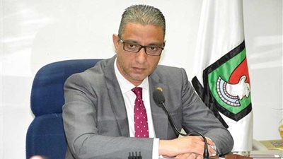 محافظ سوهاج يلغي الاحتفالات بالعيد القومي تضامنا مع أسر شهداء الحادث الإرهابي