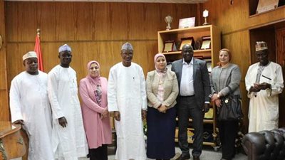 وفد نيجيري يزور جامعة المنصورة لبحث التعاون