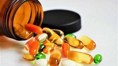 دراسة تحذر: تناول مكملات الفيتامينات قد يؤدي لخطر الموت بالسرطان