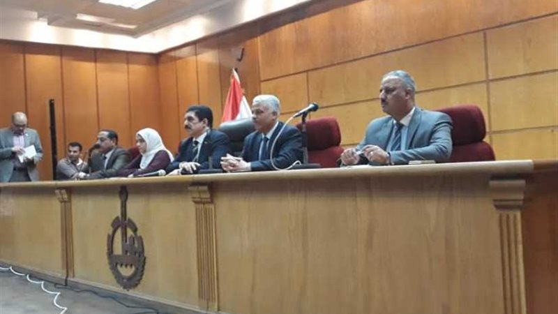 محافظ القليوبية في