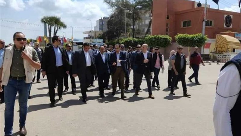 رئيس الوزراء يتفقد