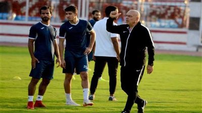 جروس يطلب من لاعبي الزمالك التركيز في الكونفدرالية