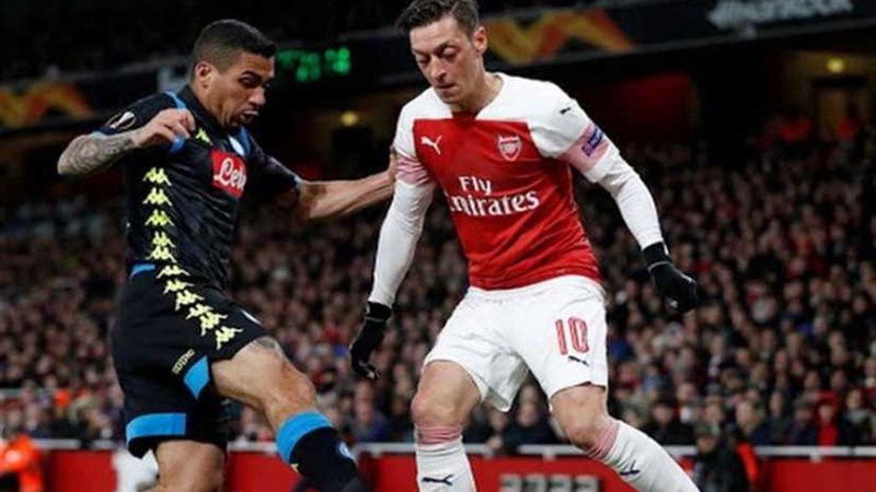 بمشاركة «النني» أرسنال