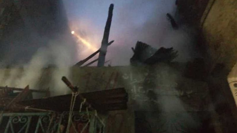 اندلاع حريق بعقارين