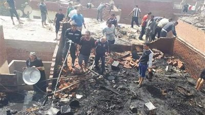 السيطرة على حريق في منزل بتلا.. (صور)