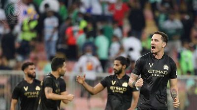 الاتحاد يكسب النصر بثلاثية في الدوري السعودي ويهرب من مراكز الهبوط
