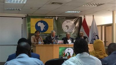 مكرم محمد أحمد يفتتح الدورة ٥٣ للصحفيين الأفارقة