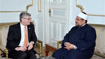 وزير الأوقاف: الحوار ضرورة لبناء جسور التقارب بين الأمم والشعوب