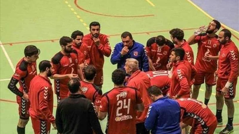 رجال يد الأهلي في