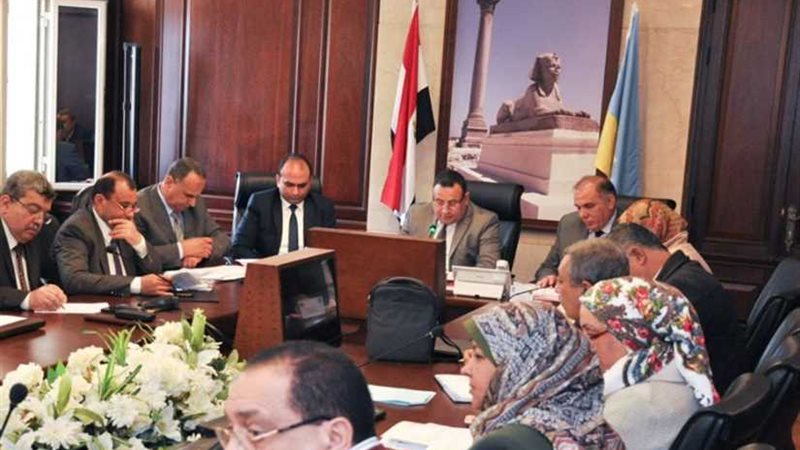 قرارات جديدة لمحافظ