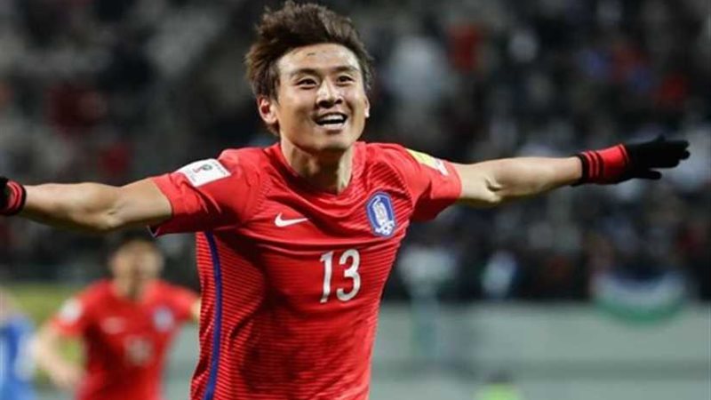 أوجسبورج يفوز على