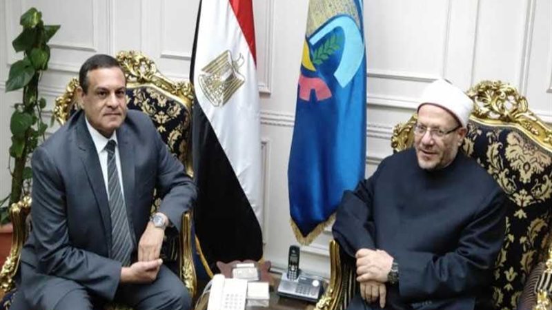 محافظ البحيرة يستقبل