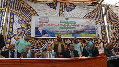 محافظ المنيا يتابع الأنشطة التنموية والثقافية لنشر قيم المواطنة