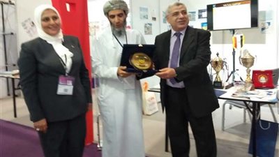 بحث سبل التعاون بين جامعتي طنطا ونزوى بعمان