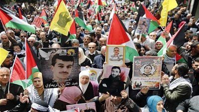 مسيرات ومهرجانات ووقفات تضامنية في الضفة الغربية لإحياء 