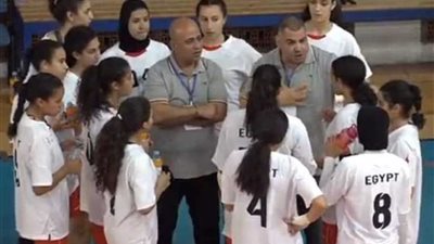 ناشئات اليد يتأهلن لنصف نهائي بطولة 