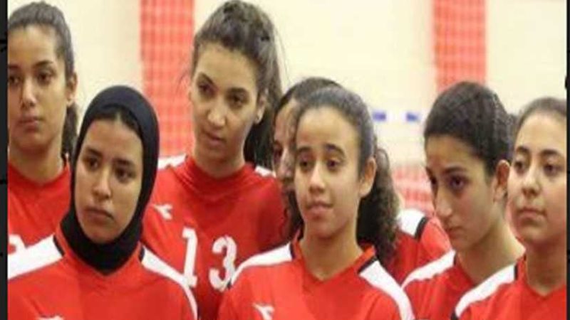 ناشئات اليد في مواجهة