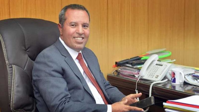 التجديد لـ مكي وكيلًا