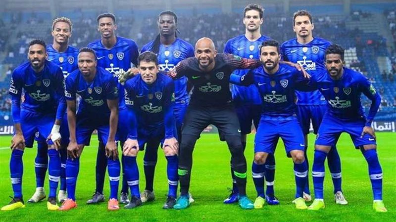 الهلال السعودي يضرب