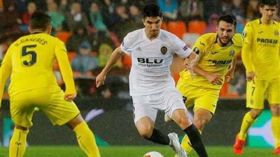 فالنسيا يطيح بمواطنه فياريال ويتأهل لنصف نهائي الدوري الأوروبي