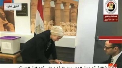 (قنصل دبي و الإمارات الشمالية: فوجئنا بمجموعات من الشباب وكبار السن والسيدات من السابعه والنصف صباحاً..(فيديو‬