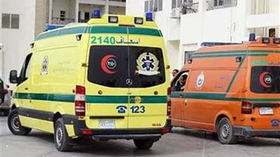 مصرع وإصابة 3 في تصادم دراجتين بخاريتين على طريق 