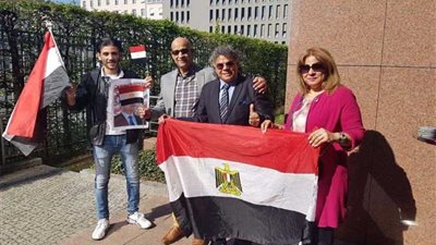 سفير مصر لدى ألمانيا: الاستفتاء يسير بشكل جيد وسط أجواء إيجابية