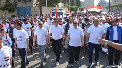 استعداداً للاستفتاء على التعديلات الدستورية.. ماراثون مشي في قلب القاهرة.. (صور)