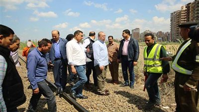 طه: يتفقد موقع حادث قطار كفرالشيخ