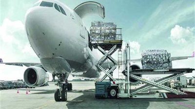 جمارك الصادرات الجوية بمطار القاهرة تحبط 3 محاولات تهريب بضائع مختلفة