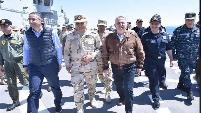 وزراء دفاع مصر واليونان