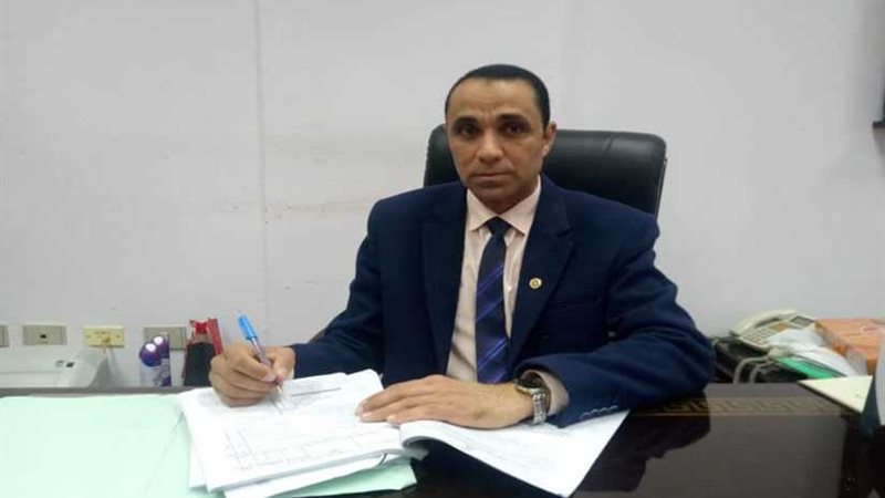 عميد آداب الفيوم: