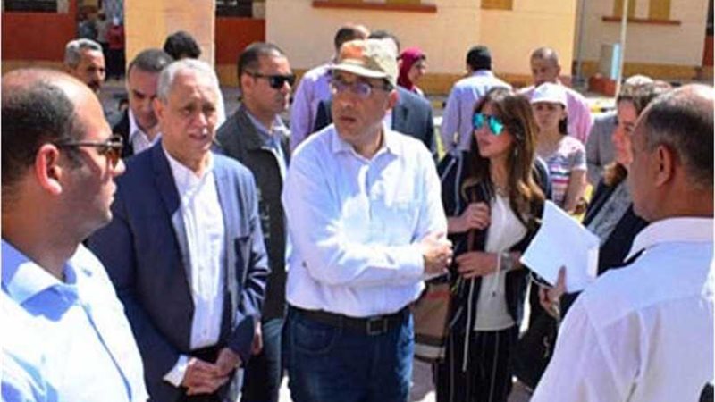 رئيس الوزراء يتفقد