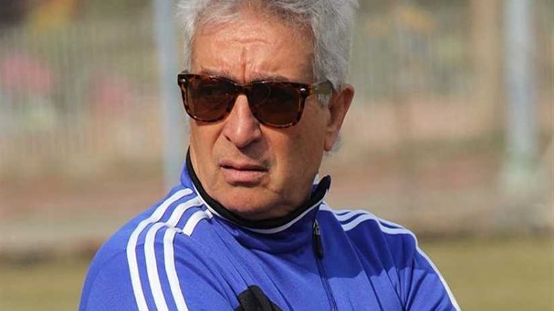 حلمي طولان يعلن قائمة