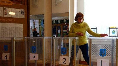 أوكرانيا تشهد اليوم الجولة الثانية من الانتخابات الرئاسية